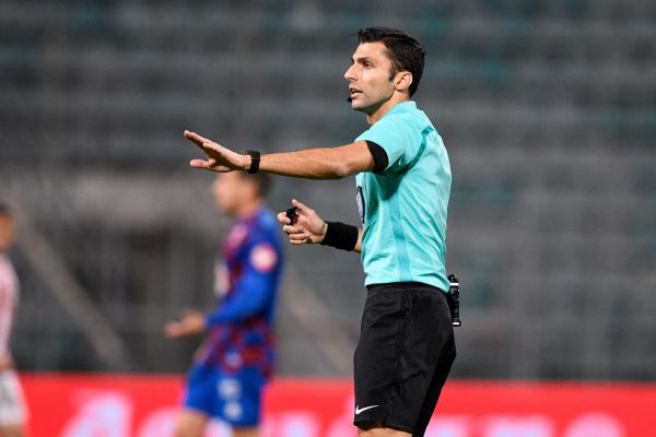 Super League: Ο Φωτιάς στο Ολυμπιακός – ΠΑΟΚ, ο ούγγρος Ίστβαν στο Κλεάνθης Βικελίδης