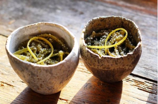 Φύκια: 4 λόγοι για να τα συμπεριλάβετε στη διατροφή και την ρουτίνα ομορφιάς σας