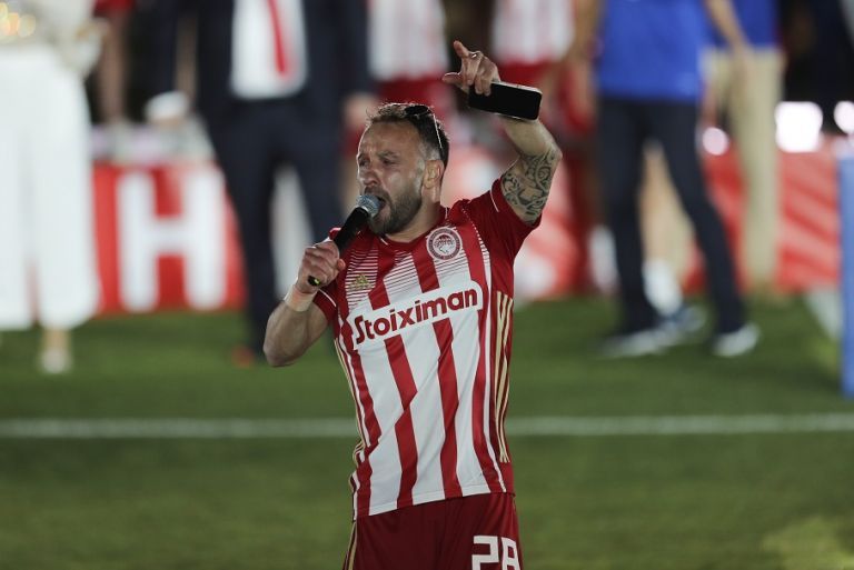 Το σόου του Βαλμπουενά στη φιέστα του Ολυμπιακού