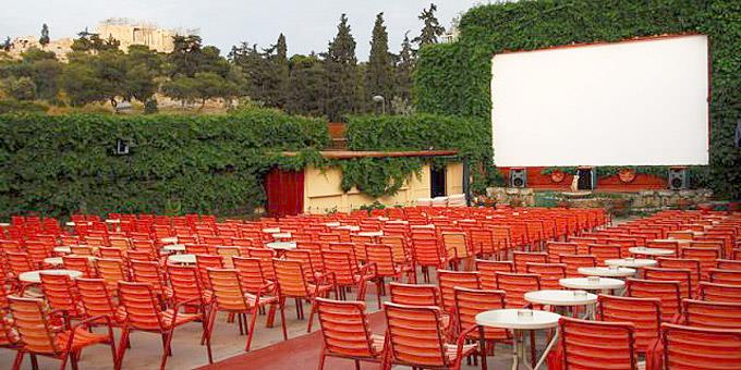 Lockdown: Ο αριθμός των ατόμων που θα επιτρέπονται σε θερινά σινεμά, θέατρα, μουσεία