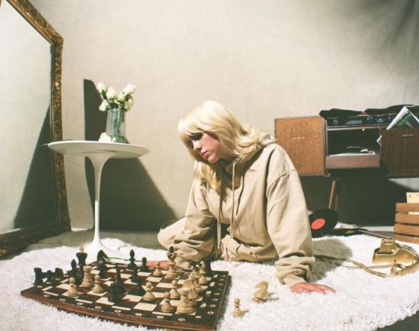 Μπίλι Άιλις: Η φωτογραφία που ξεπέρασε τα 9 εκατ. στο Instagram