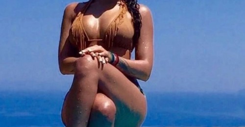 Πρώην παίκτρια του Survivor… ζαλίζει με τα κάλλη της