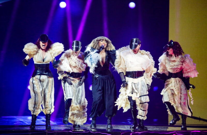 Eurovision 2021: Δείτε τον πασίγνωστο ράπερ Flo Rida στη σκηνή του διαγωνισμού
