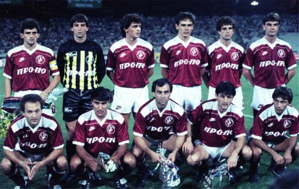 Πρωτομαγιά 1988: Όταν η ΑΕΛ έγραψε ιστορία και κατέκτησε το πρωτάθλημα Ελλάδας