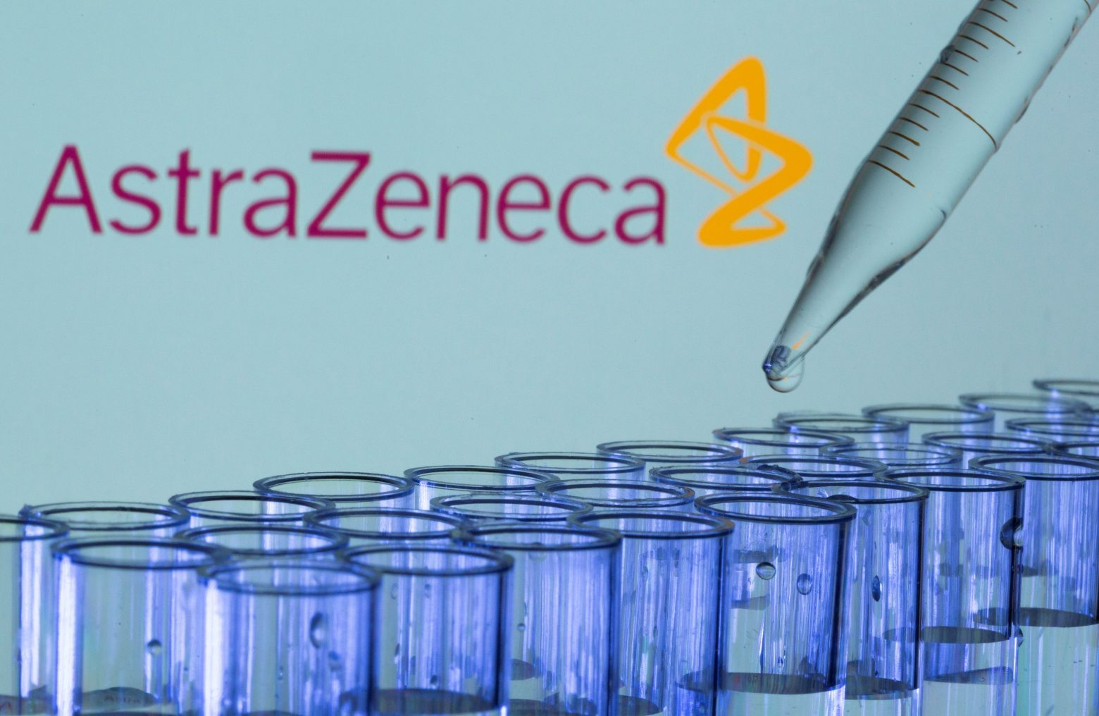 Λέσβος: Αεροδιακομιδή 36χρονης με θρόμβωση, μετά από εμβολιασμό με AstraZeneca