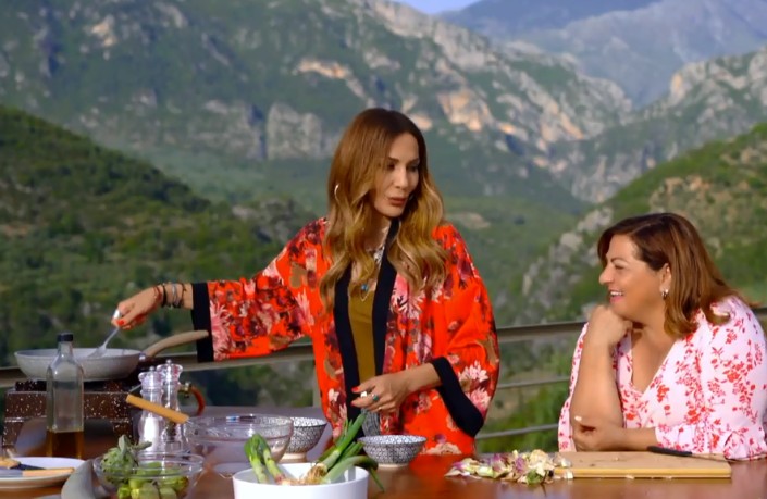 Λαχταριστή ομελέτα με αγκινάρες από την Δέσποινα Βανδή και την Βίκυ Σταυροπούλου