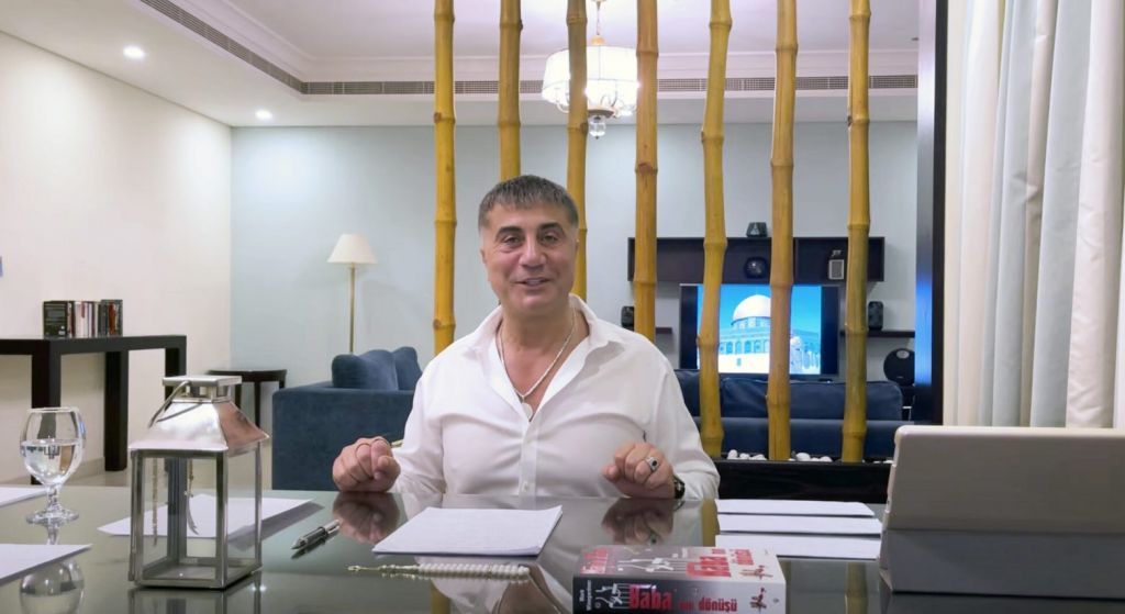 Τουρκία: Εκδόθηκε ένταλμα σύλληψης του αρχιμαφιόζου Πεκέρ