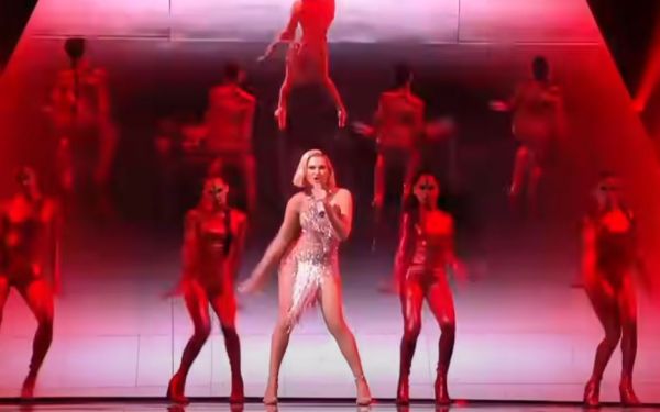 Eurovision 2021: Αντίστροφη μέτρηση για τον μεγάλο τελικό – Τι δείχνουν τα στοιχήματα