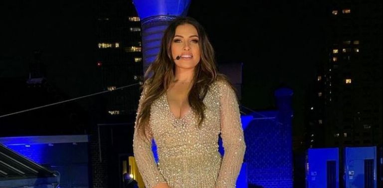 Η Παπαρίζου, τα περιττά κιλά και η απατηλή λάμψη της ματαιοδοξίας των «τέλειων»