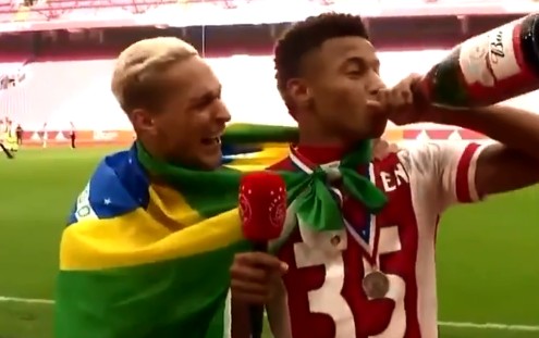 «Τύφλα» ο Νέρες μετά την κατάκτηση του πρωταθλήματος από τον Άγιαξ