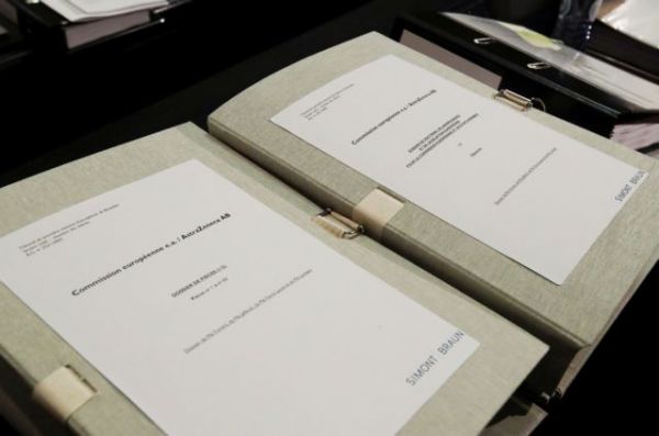 AstraZeneca: Δεν υπήρξε κατάφωρη παραβίαση του συμβολαίου, απαντά στην ΕΕ