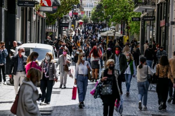 Ανοιχτά τα καταστήματα την Κυριακή – Απεργία και αντιδράσεις από τους εργαζόμενους