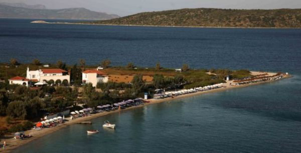 Bloomberg: Νέο αφιέρωμα στα ελληνικά νησιά – Χαρτογραφεί τους πόλους έλξης για ναυτικό τουρισμό