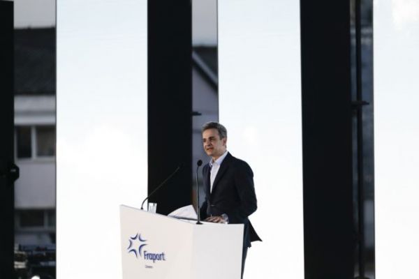 Μητσοτάκης από «Μακεδονία»: Να ταξιδεύουμε όλο και πιο ψηλά τη χώρα, χωρίς, όμως, να πετάμε στα σύννεφα