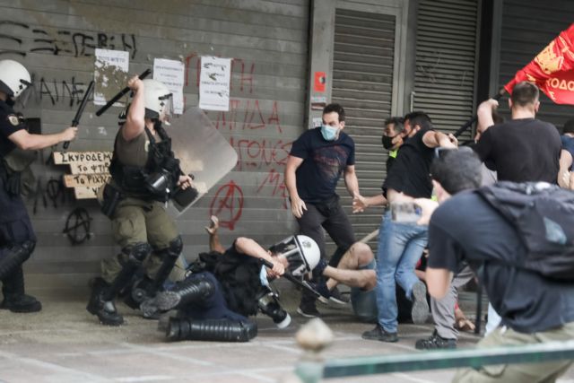 Υπουργείο Εργασίας: Ένταση και χημικά σε συγκέντρωση