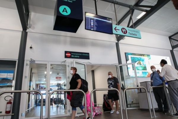 Γερμανία: Τριπλασίαστηκε η ζήτηση για τις πτήσεις προς Ελλάδα