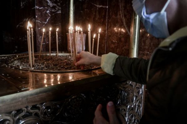 Εύβοια: Ανάσταση στις 12 τα μεσάνυχτα θα κάνουν σε χωριό του Δήμου Κύμης Αλιβερίου
