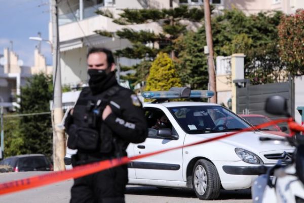 Χαλκίδα: Θρασύτατος ληστής έκλεψε μέχρι και τη βέρα ηλικιωμένης