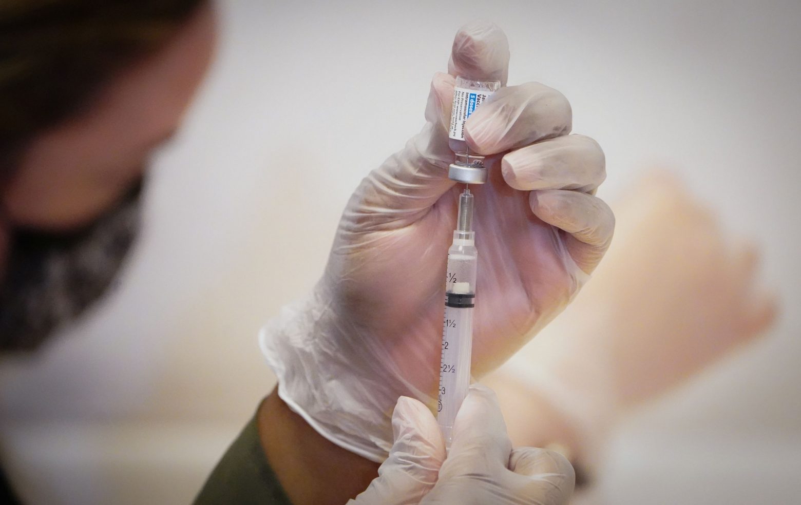 Εμβόλιο Johnson & Johnson: 28 περιστατικά θρομβώσεων μετά τη χορήγησή του