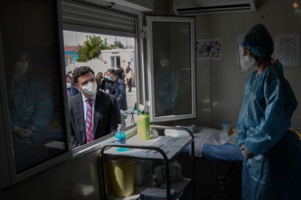 Κικίλιας για τη Γιορτή της Μητέρας: Αφορμή για να εκφράσουμε τον σεβασμό μας στο ιερό πρόσωπο της μάνας