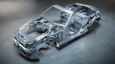 Mercedes-AMG SL: H αβάσταχτη ελαφρότητα του… πλαισίου