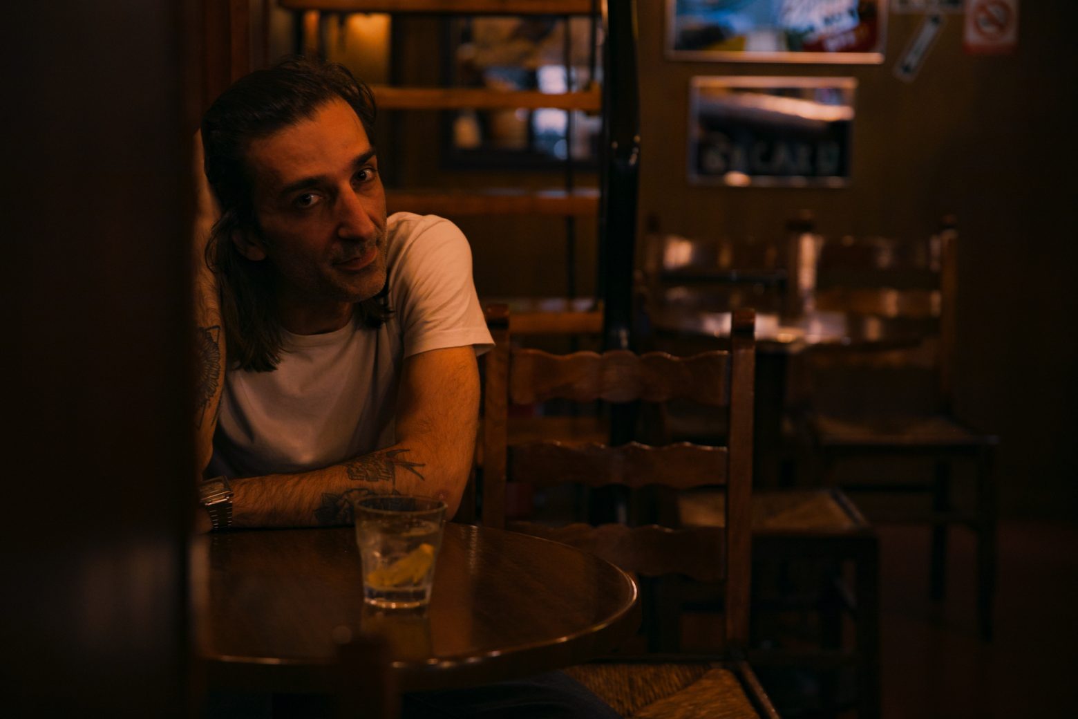 Θεοδόσης Μίχος: «Η Αλκμήνη και οι άλλοι» στο Δημοτικό Θέατρο Πειραιά