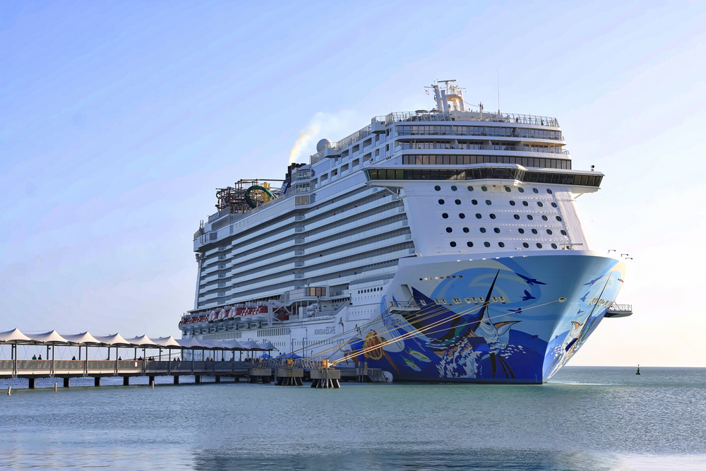 453 cruise ship arrivals at Piraeus planned for the season so far