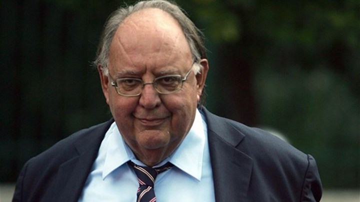 Former MP and foreign minister gets new car from parliament years after leaving politics