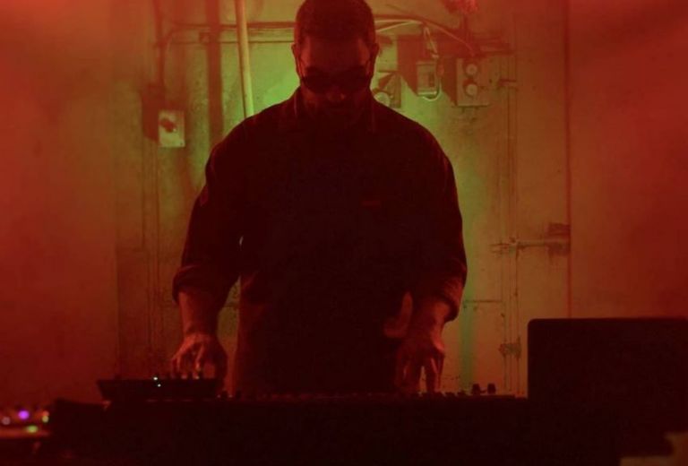 Ο Rsn επιστρέφει με νέο δίσκο και μπαίνει σε «Μotion»