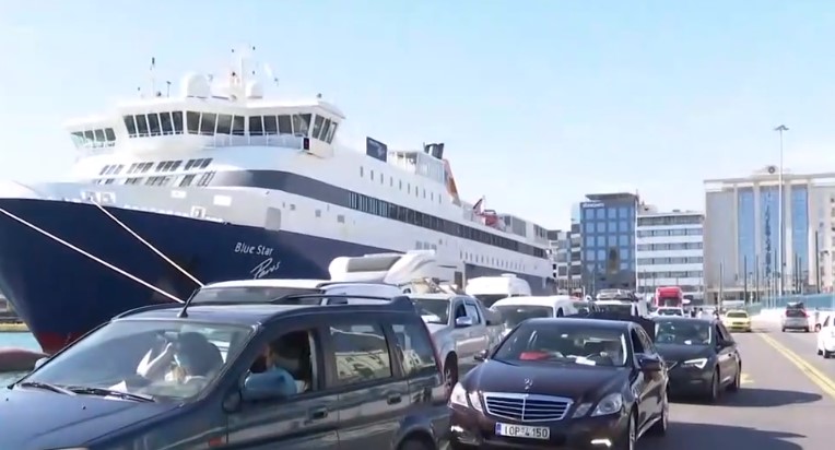 Lockdown: Μαζική «έξοδος» Αθηναίων και Θεσσαλονικέων