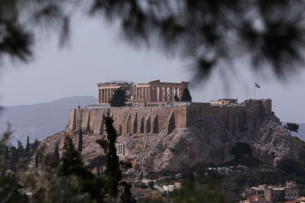 Κοροναϊός: Πού εντοπίζονται τα 1.402 κρούσματα – Δείτε αναλυτικά τον χάρτη της διασποράς