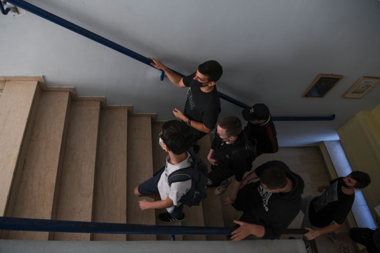 Κεραμέως: Τις επόμενες ημέρες η συζήτηση για φροντιστήρια – Τι είπε για Πανελλαδικές και ΑΕΙ