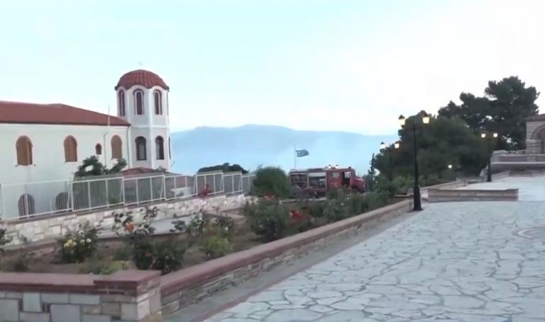 Πυρκαγιά στην Κορινθία: «Έγλειψαν» το μοναστήρι του Αγ. Ιωάννη οι φλόγες – Πολλές διάσπαρτες εστίες