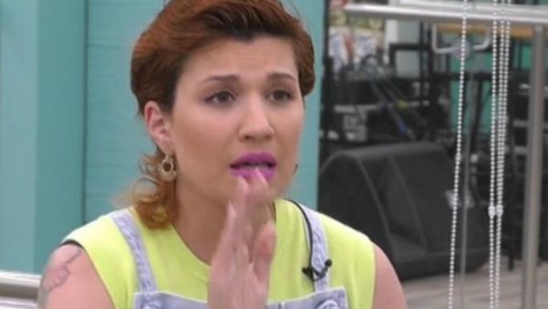 House of Fame: «Ντροπή σου για αυτό που έκανες» – Έξαλλη η Πέννυ Μπαλτατζή