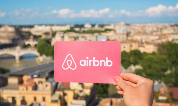 Νέα δεδομένα: Τι αλλάζει για τα Airbnb από 1ης Ιουνίου