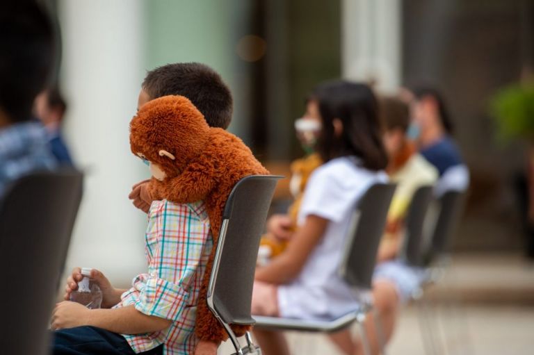 Μητσοτάκης: Στηρίζουμε τους ανάδοχους γονείς και θεσπίζουμε μέτρα που προωθούν την αναδοχή