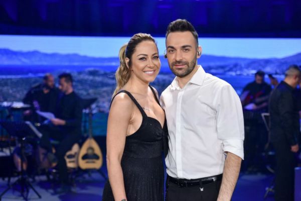 Σπίτι με το MEGA: Μελίνα Ασλανίδου και Kώστας Αγέρης μας ταξιδεύουν στην ελληνική παραδοσιακή μουσική