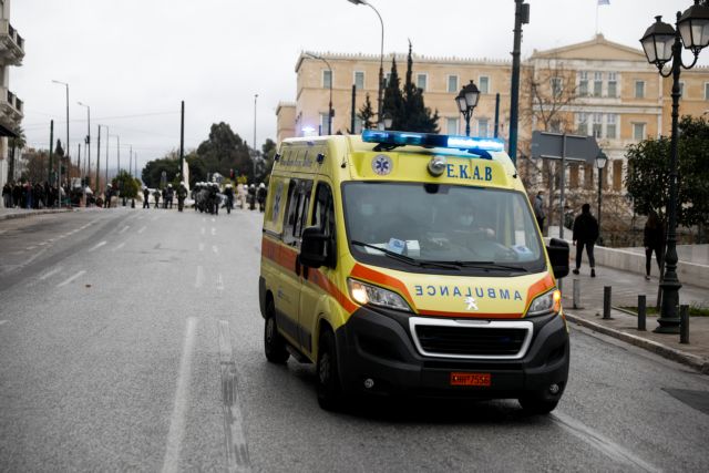 Δωρεά ασθενοφόρου στο Κέντρο Υγείας Πύλου στη μνήμη του γιατρού της Βουλής