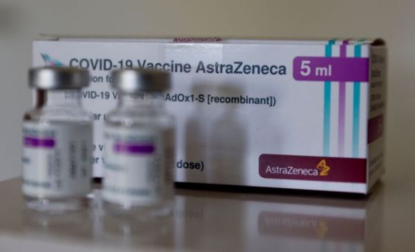 Καθησυχαστικός ο καθηγητής Γεροτζιάφας για το AstraZeneca – «Το πραγματικό πρόβλημα είναι η έλλειψη εμβολίων»