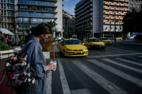 Βασιλακόπουλος: Oνοματοδοτήσαμε μια μετάλλαξη που υπάρχει σε 30 χώρες σε αθηναϊκή μετάλλαξη