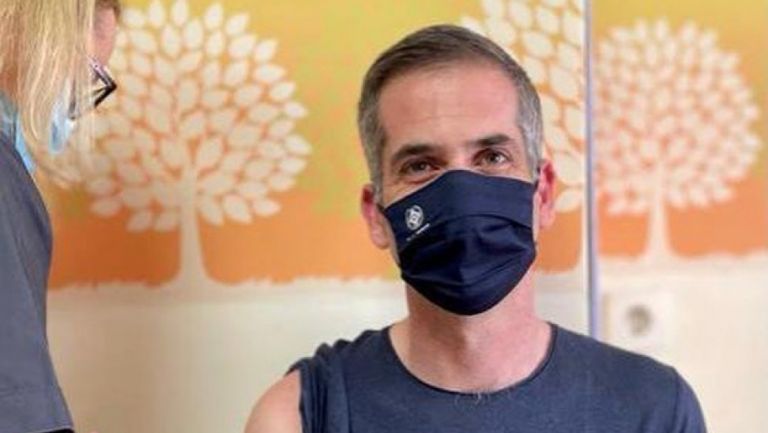 Μπακογιάννης για το «καπάκι» στη σύριγγα: Αδιάφορη η κριτική της Ακρίτα