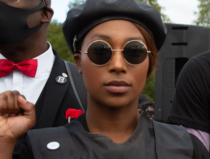 Βρετανία: Διάσημη ακτιβίστρια του BLM πυροβολήθηκε στο κεφάλι  – Νοσηλεύεται σε κρίσιμη κατάσταση