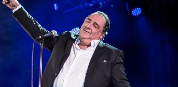 Βασίλης Καρράς: «Τα παράτησα γιατί κουράστηκα με τα μαχαιρώματα»