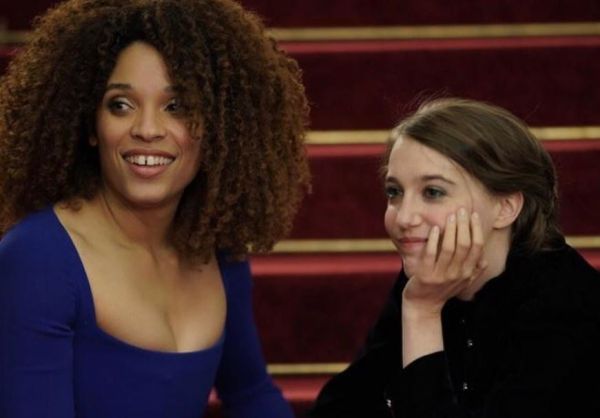 Call My Agent: Στα σκαριά η βρετανική εκδοχή της σειράς