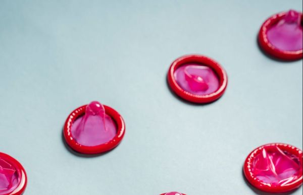 Προφυλακτικά: Αύξηση στις πωλήσεις σε χώρες που χαλάρωσαν τα μέτρα