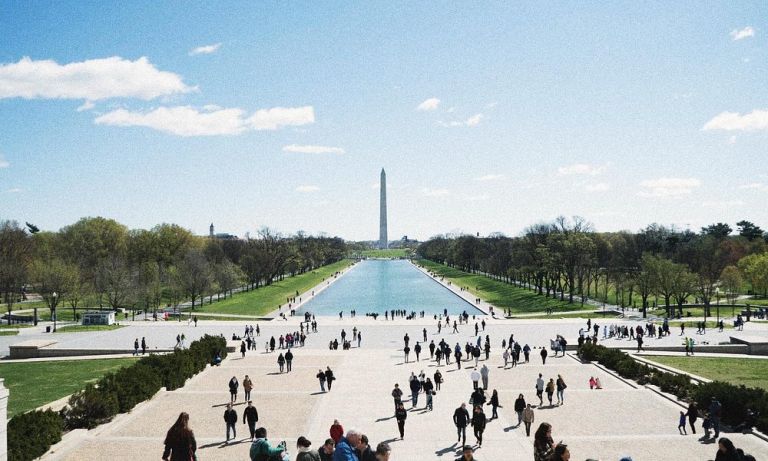 ΗΠΑ: Στις 11 Ιουνίου πλήρης άρση περιορισμών στην Ουάσινγκτον – Υποχρεωτική μάσκα σε κλειστούς χώρους