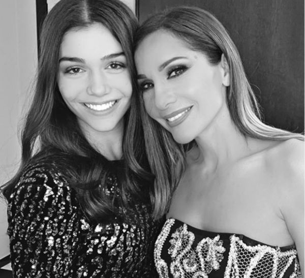 Δέσποινα Βανδή: Η αδημοσίευτη τρυφερή φωτογραφία με την κόρη της Μελίνα