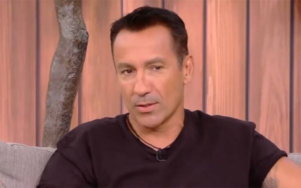 Πέτρος Ίμβριος: «Η πρώτη μου δουλειά ήταν σε σκυλάδικο. Έβλεπα ναρκωτικά, όπλα, κονσομασιόν»