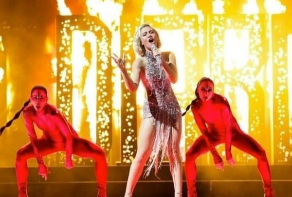 Eurovision 2021: Στον τελικό η Κύπρος – «Μάγεψε» η Έλενα Τσαγκρινού με το El diablo