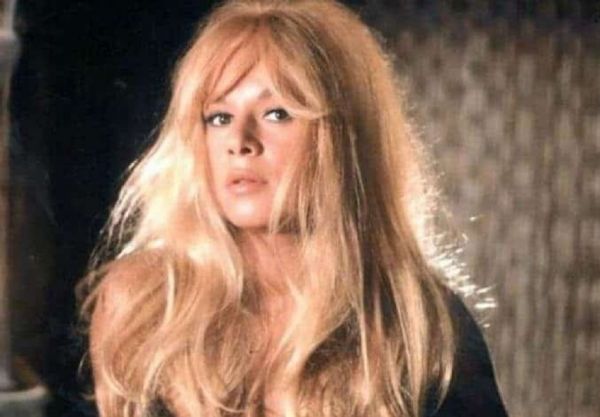 Κώστας Αρζόγλου: «Η Αλίκη Βουγιουκλάκη ήταν έτοιμη να θυσιάσει τα πάντα για να μη χάσει την νεότητά της»